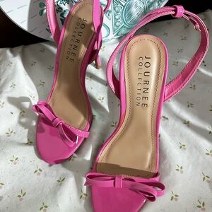 Journee Collection Fuchsia Heels with Bow Accent